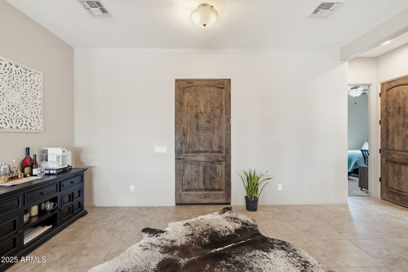 18-web-or-mls-A7407095