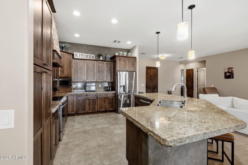 26-web-or-mls-A7407085