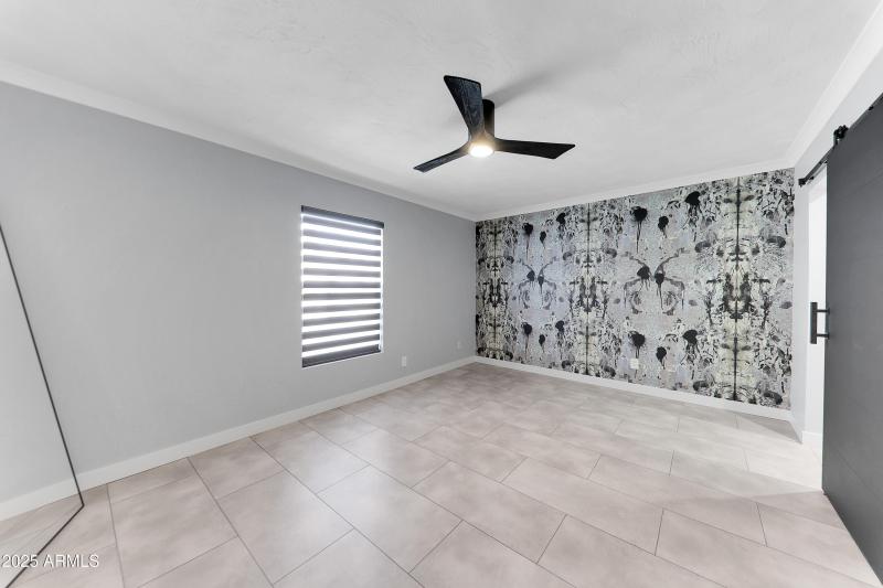 2228 E Campbell Ave (13)