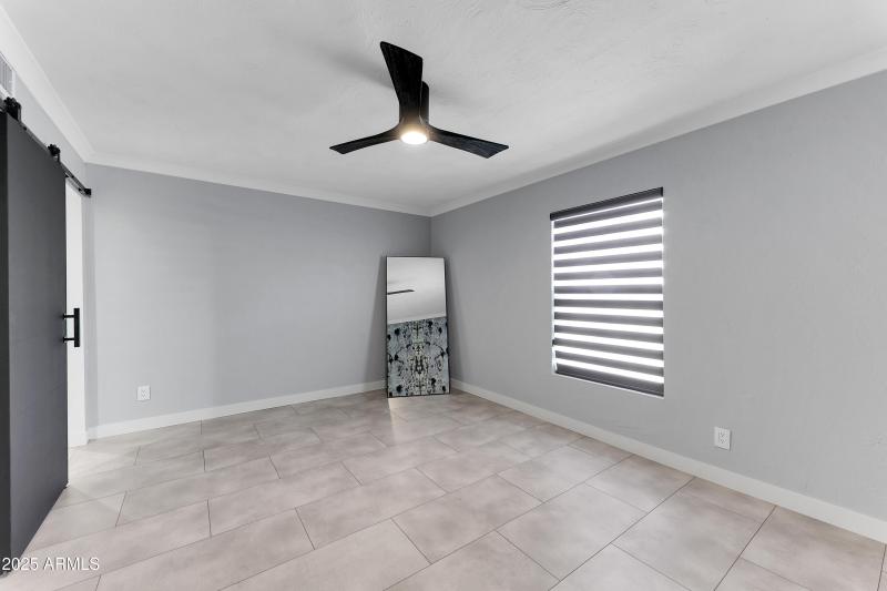 2228 E Campbell Ave (14)