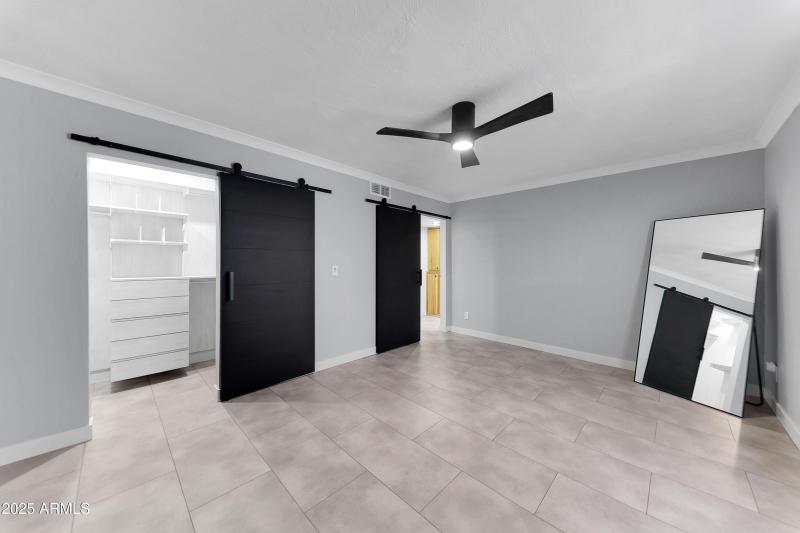 2228 E Campbell Ave (15)