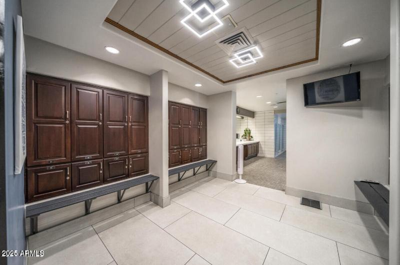 20250919202154314554000000-o