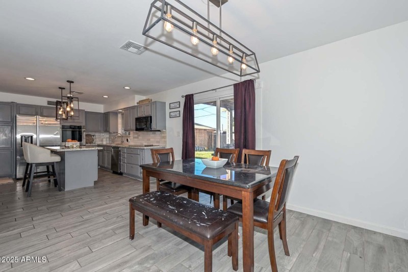 Breakfast Room-Kitchen