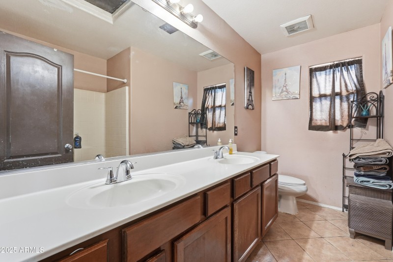 38-print-038_ListerPros