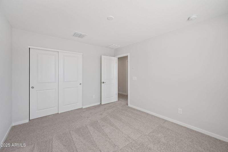 23-web-or-mls-W Jessie Ln-S0611-023