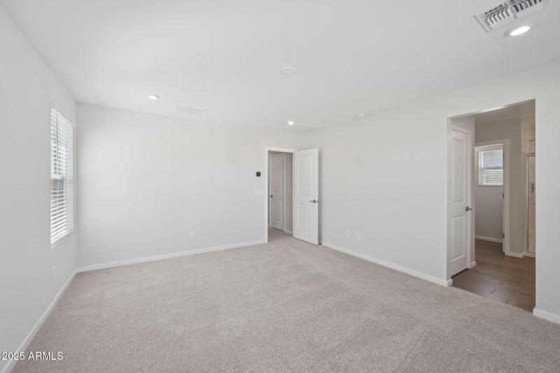 28-web-or-mls-W Jessie Ln-S0611-028