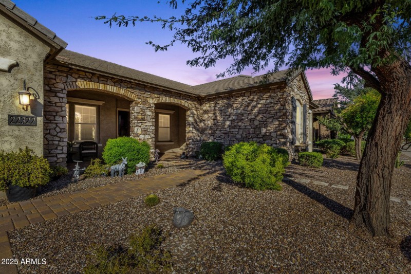 2-web-or-mls-22322-e-rosa-rd