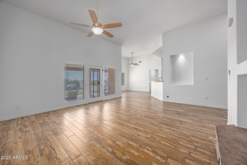 30826 N Crozier Rd-15