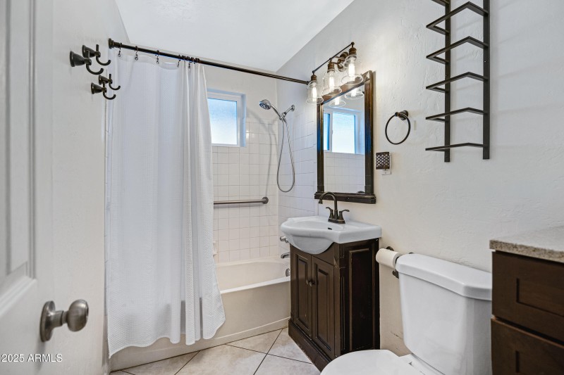 1111 E Turney Ave #7-19