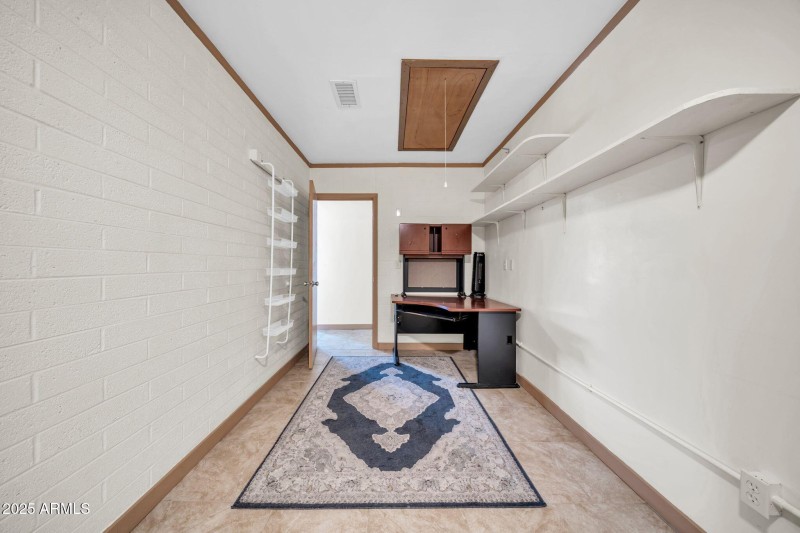 10517 W Cumberland Dr-27