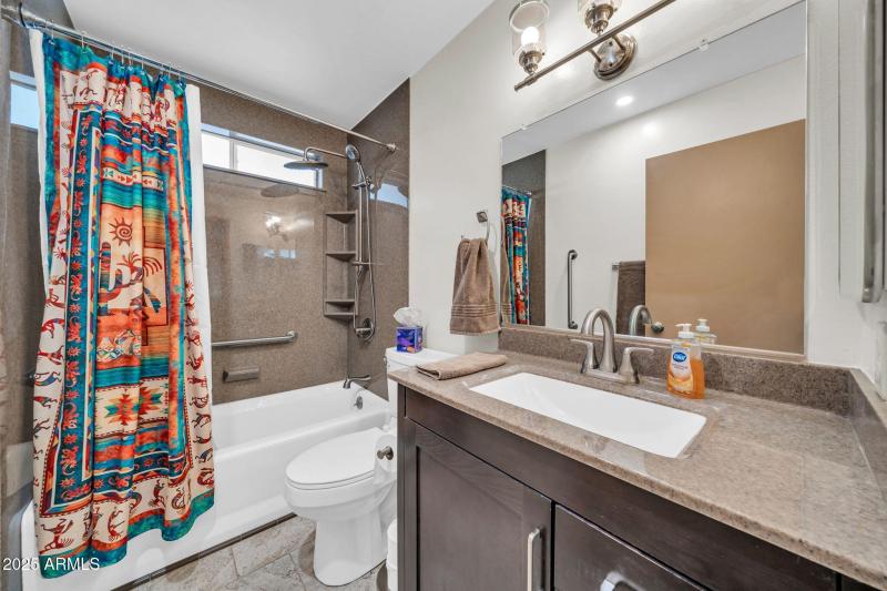 10517 W Cumberland Dr-21