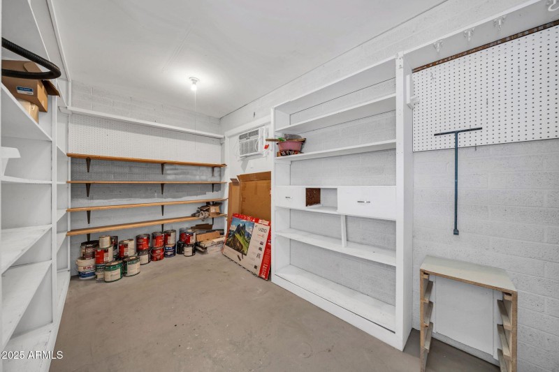 10517 W Cumberland Dr-19