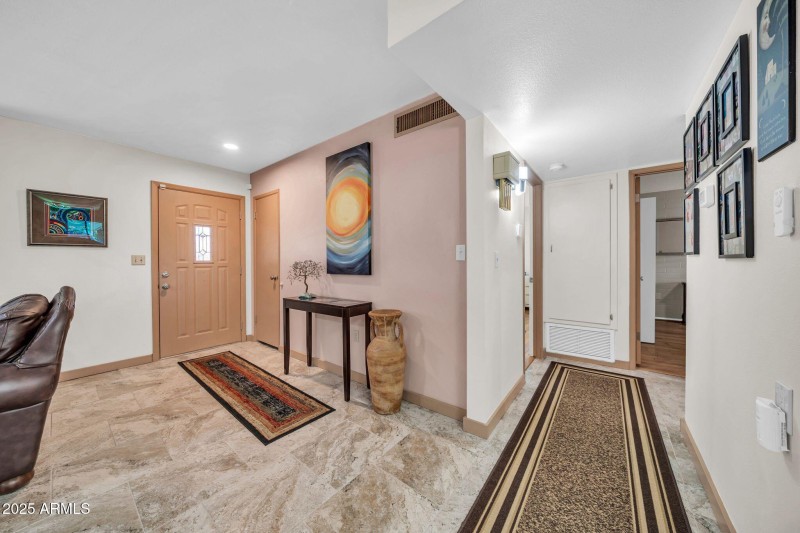 10517 W Cumberland Dr-9