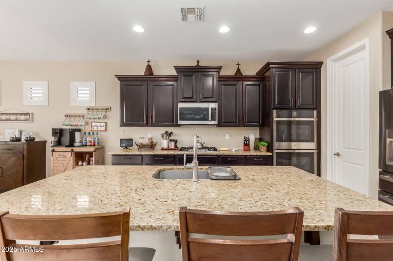 Kitchen Subway tile backsplash