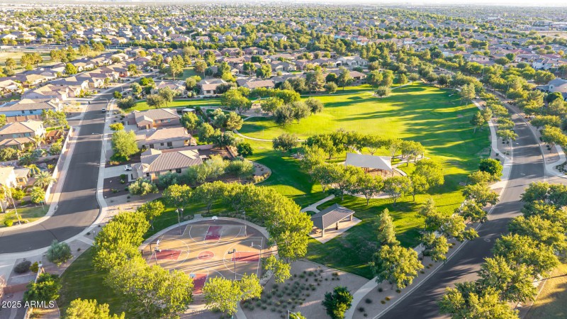 52 Highland Ridge, Mesa, AZ 85212