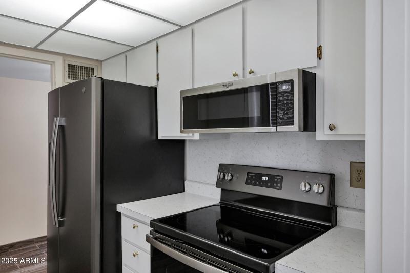 13621 N 98th Ave H-11