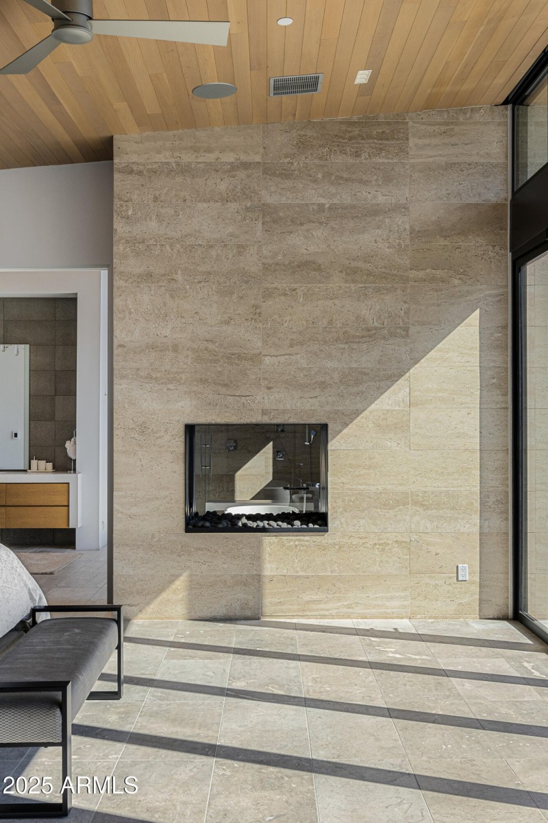 primary bedroom_vert