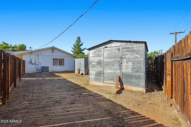 48-web-or-mls-049_ListerPros