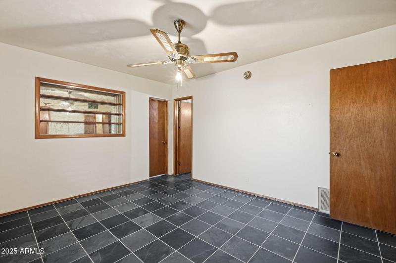 23-web-or-mls-023_ListerPros