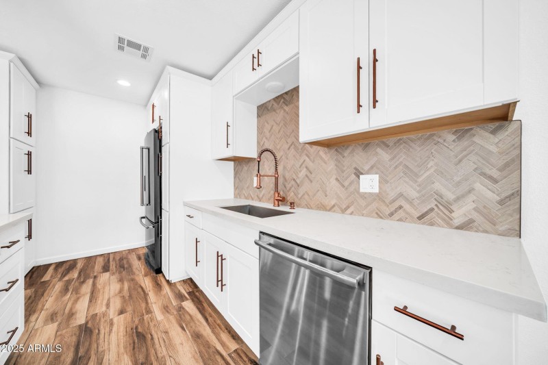 5503 W Carol Ann Way-17