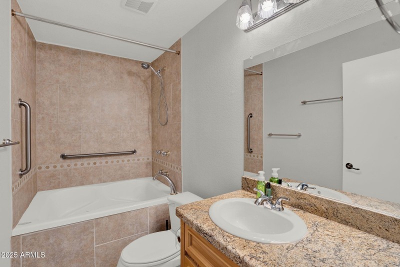 21-web-or-mls-12405 S Potomac St-21