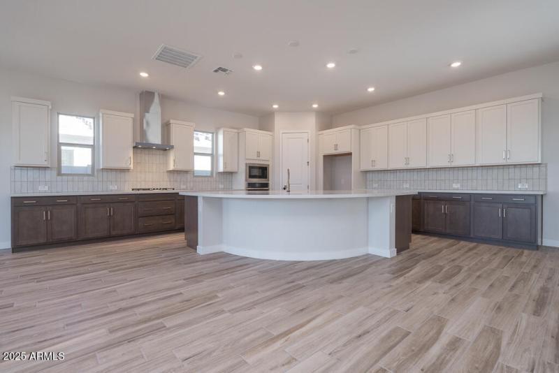 Tri Pointe Whispering Hills 98 - Kitchen