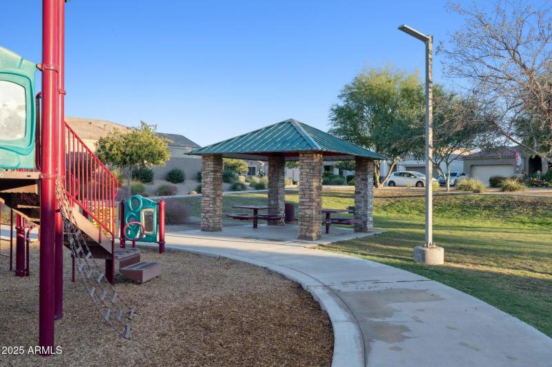 3-web-or-mls-5003-e-smoky-quartz-rd