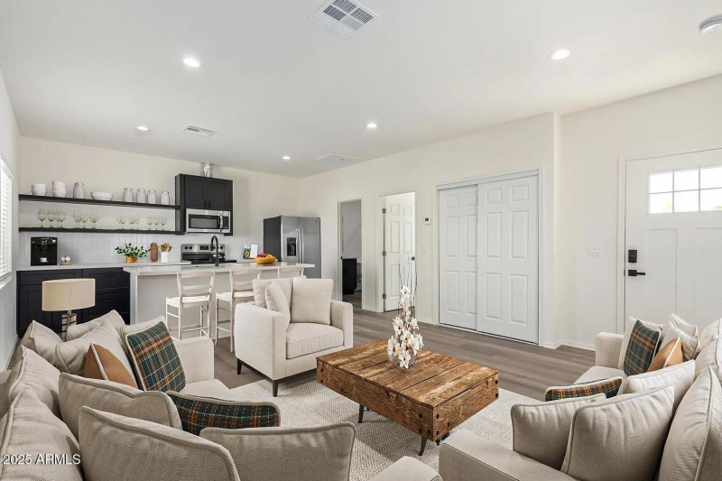 00b9c73e57788b98021405ae6c4a80fd-uncropp