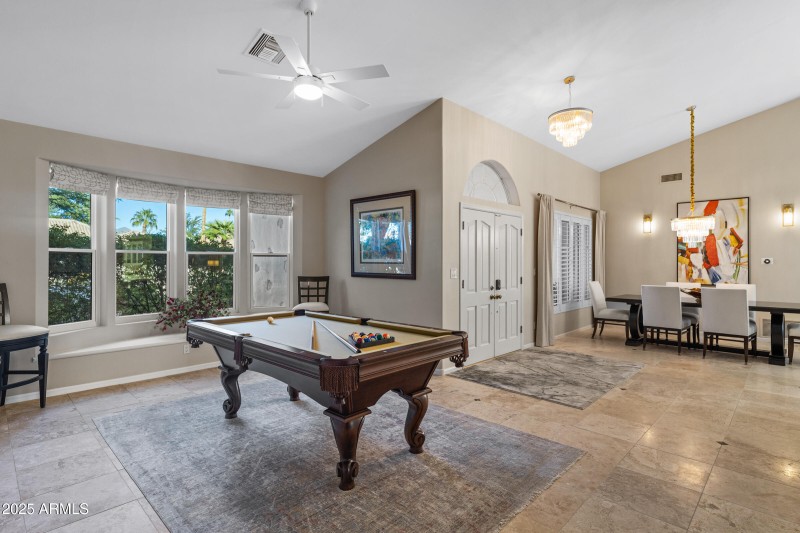 10115 E Bella Vista Dr-11