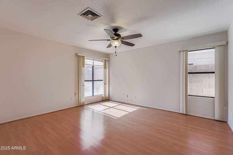 7113 W Julie Dr - MLS Sized - 010 - 14 P