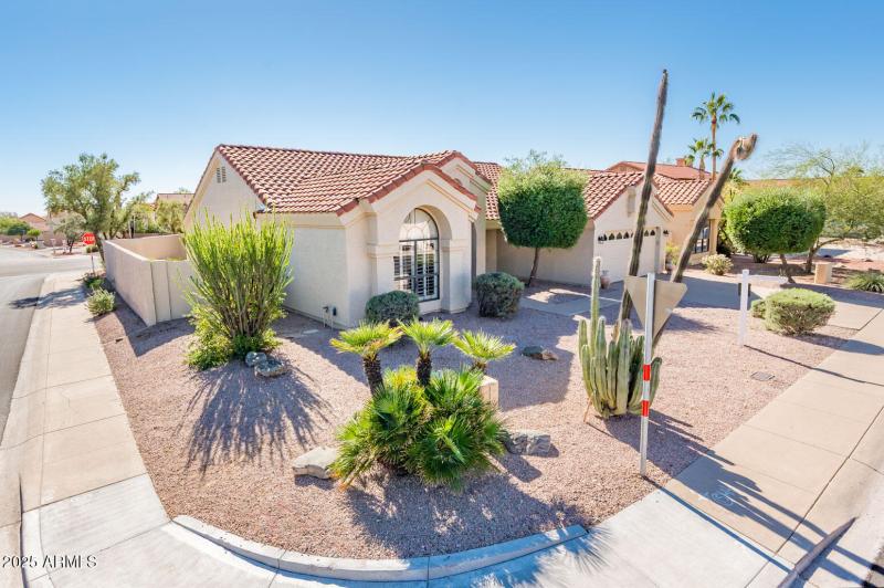 3813 E Desert Flower Ln - MLS-4