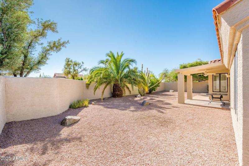 3813 E Desert Flower Ln - MLS-41