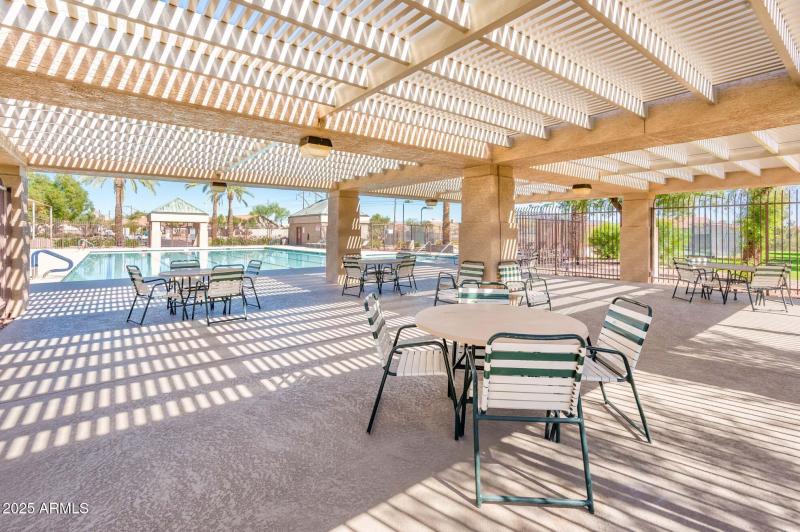 3813 E Desert Flower Ln - MLS-47