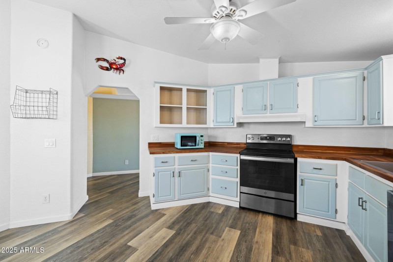 22-web-or-mls-42210-n-castle-hot-springs