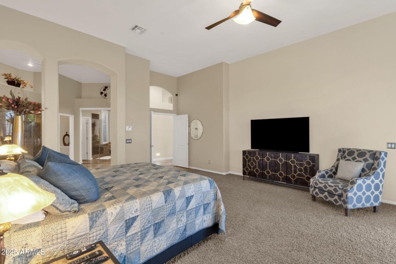 24-web-or-mls-12541-e-laurel-ln