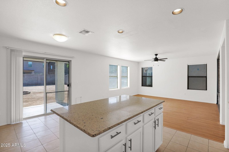 16-web-or-mls-P1349658