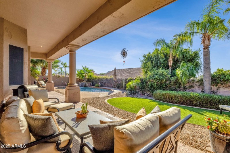 47-web-or-mls-12541-e-laurel-ln