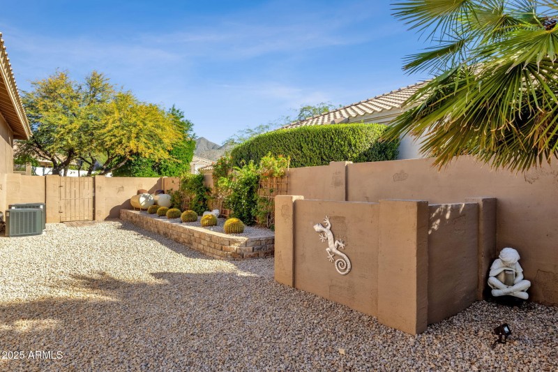 54-web-or-mls-12541-e-laurel-ln