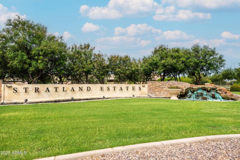 17a Stratland Estates sign