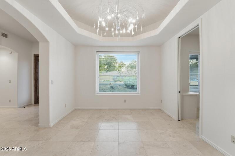 722 W Moon Valley Dr-20