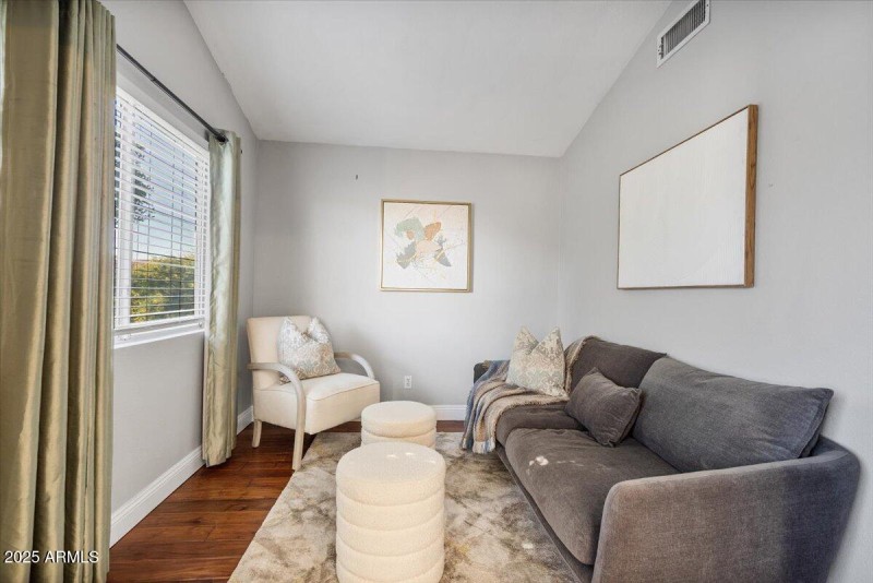 primary sitting room