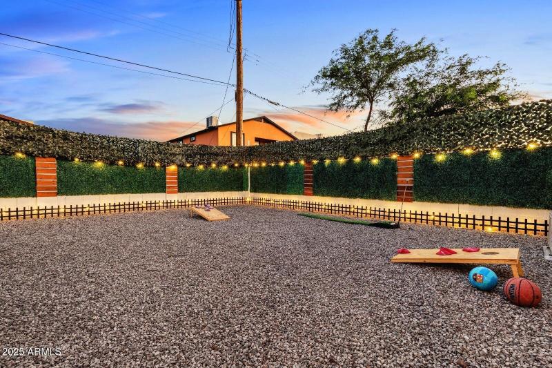 WhatsApp Image 2025-11-06 at 15.41.44 (1