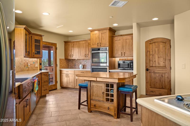 JL_260SunUpRanch-interiors-CommonAreas-0