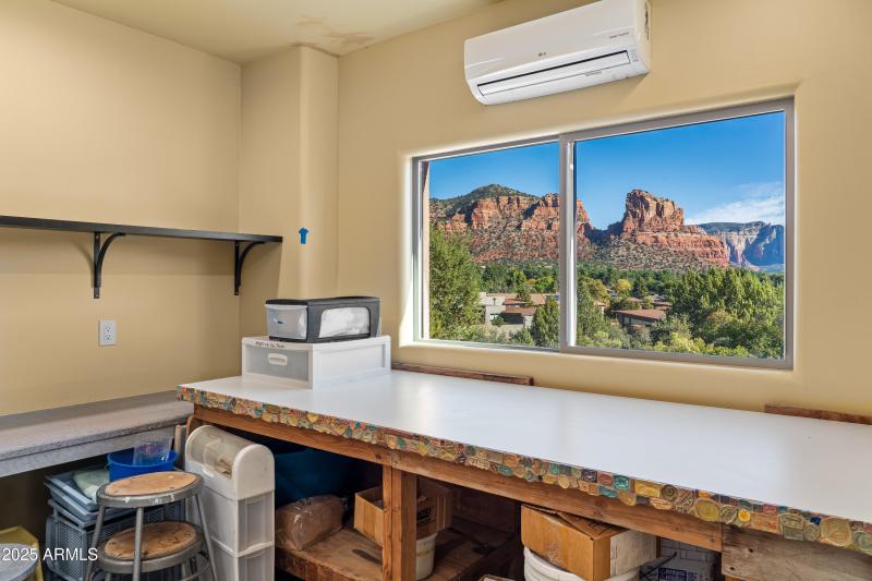 JL_260SunUpRanch-interiors-LowerLevel-18