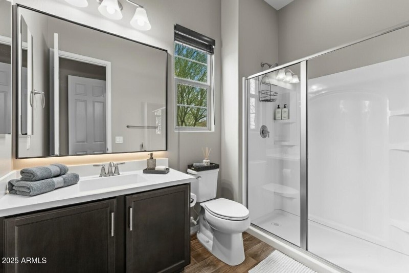 Ensuite guest bathroom