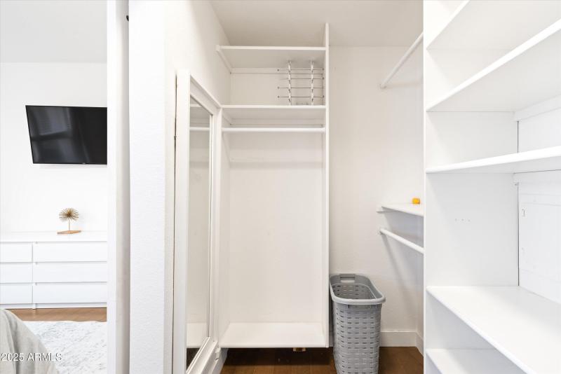 21-19777 n 76th Unit 2293 QA_21