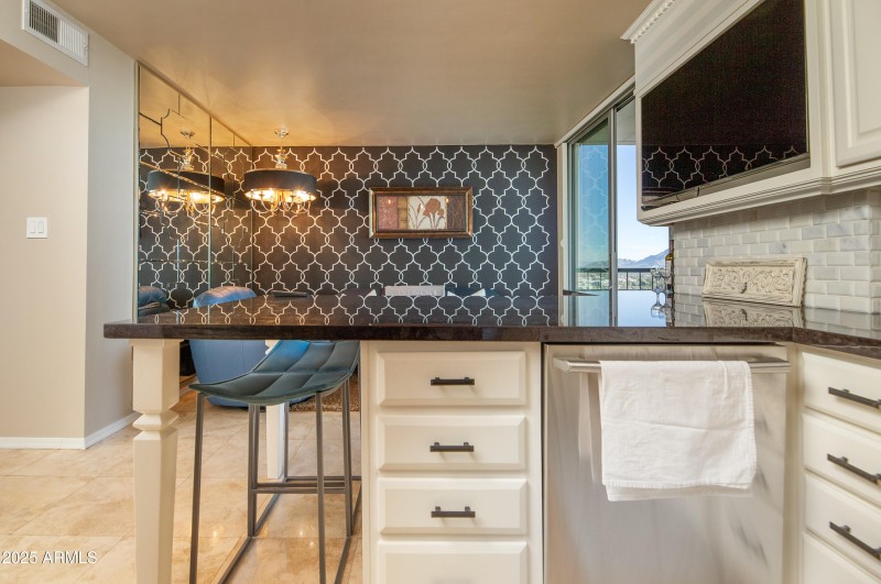 Doing dishes here? Fab!