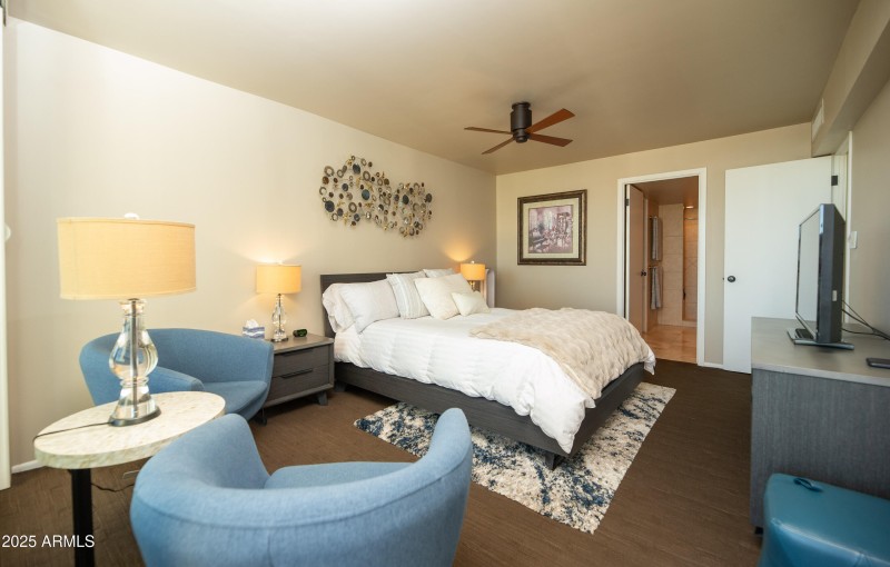 Primary Suite w Reading Nook