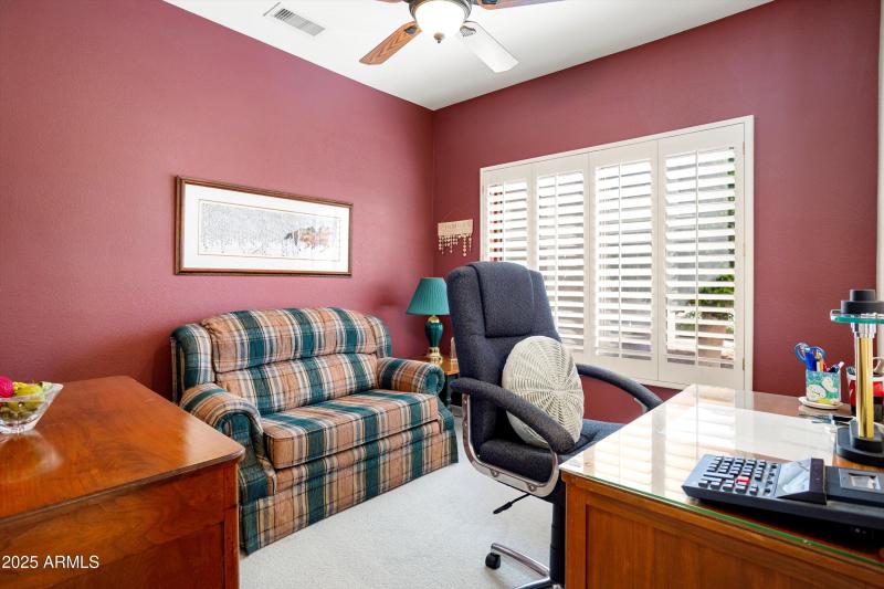 27-18100 N Las Rocas Way