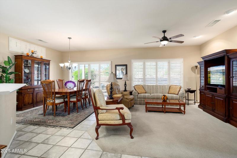 05-18100 N Las Rocas Way